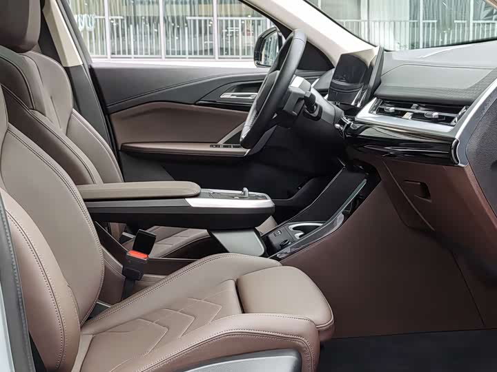 Фото 23 - BMW X2