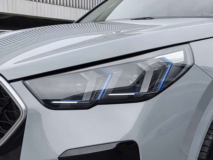 Фото 9 - BMW X2