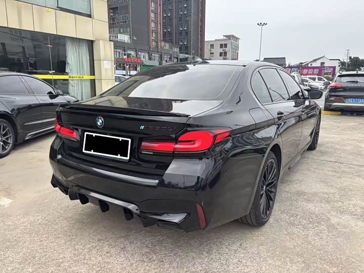 Фото 9 - BMW 5 Series