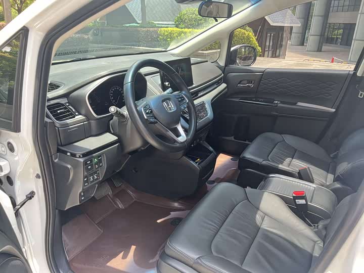 Фото 12 - Honda Elysion