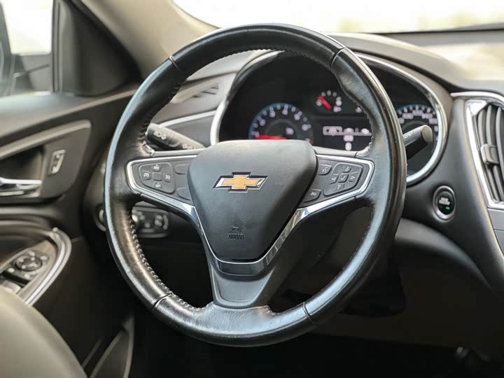 Фото 13 - Chevrolet Malibu XL