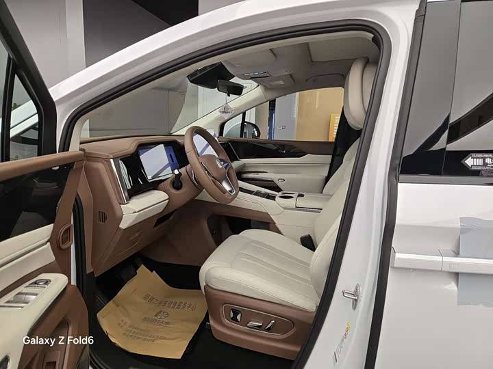 Фото 4 - BYD Xia