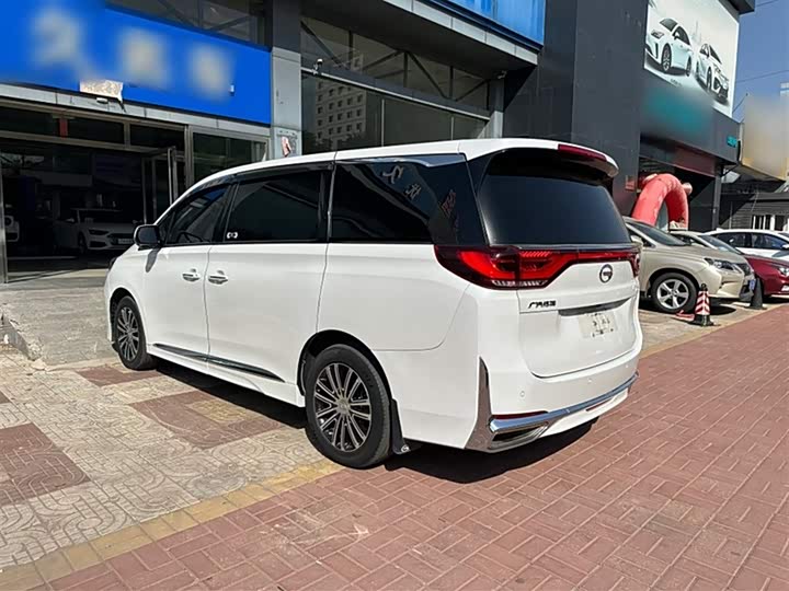 Фото 10 - GAC Trumpchi M8