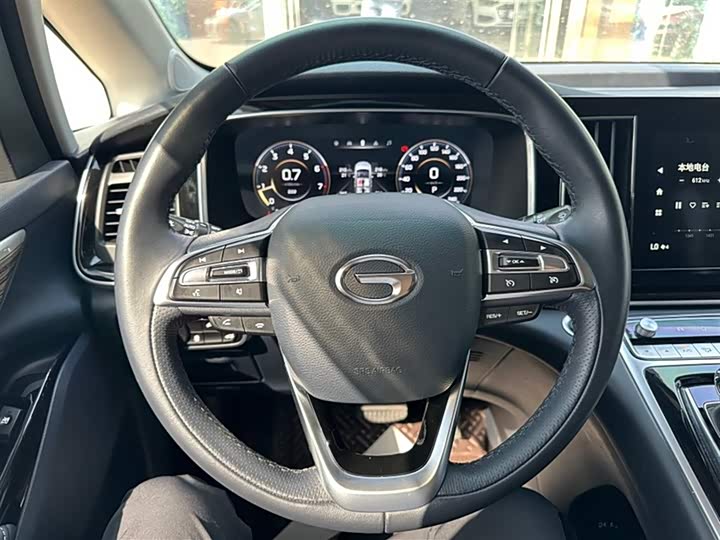 Фото 4 - GAC Trumpchi M8