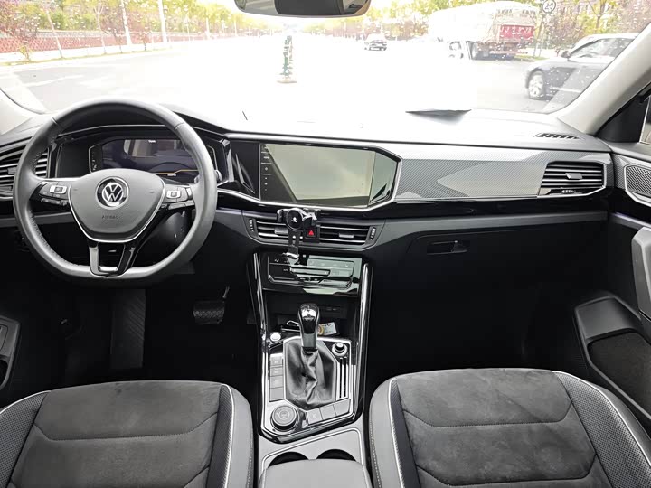 Фото 9 - Volkswagen Tayron