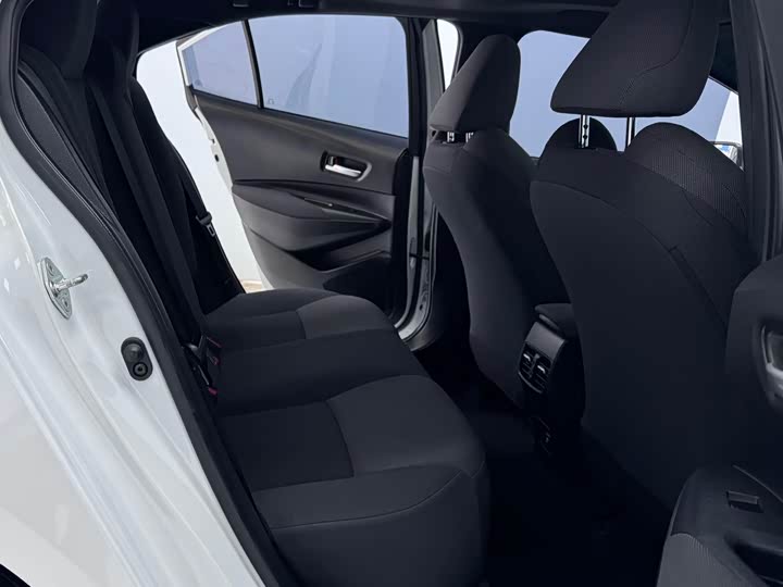 Фото 10 - Toyota Levin