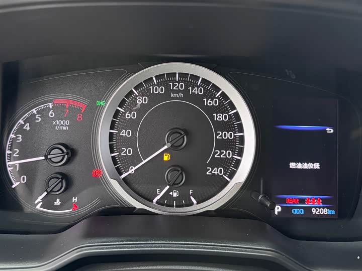 Фото 15 - Toyota Levin