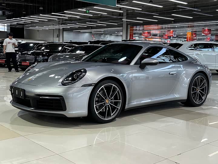 Фото 1 - Porsche 911