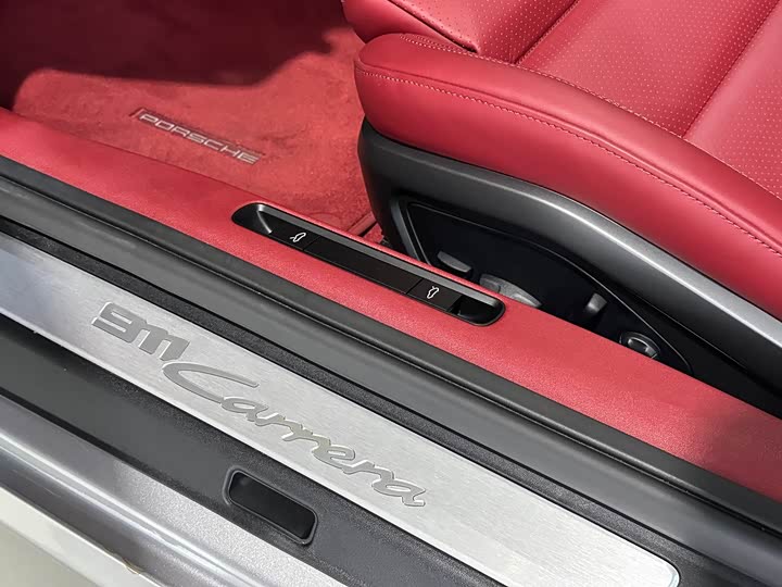 Фото 8 - Porsche 911