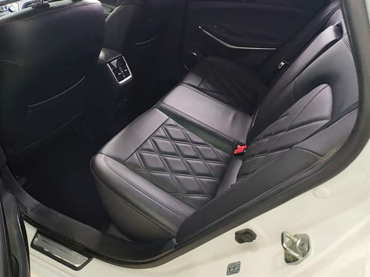 Фото 14 - Changan Raeton CC