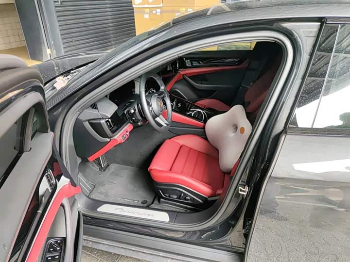 Фото 12 - Porsche Panamera