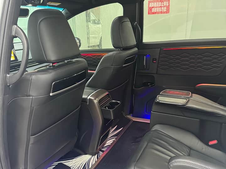 Фото 13 - Honda Elysion