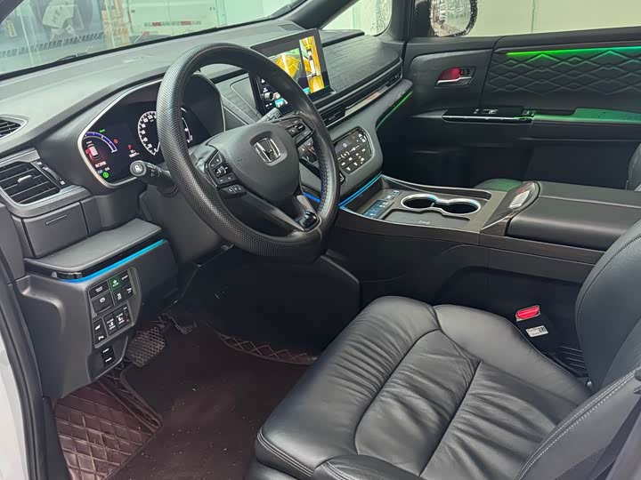 Фото 15 - Honda Elysion