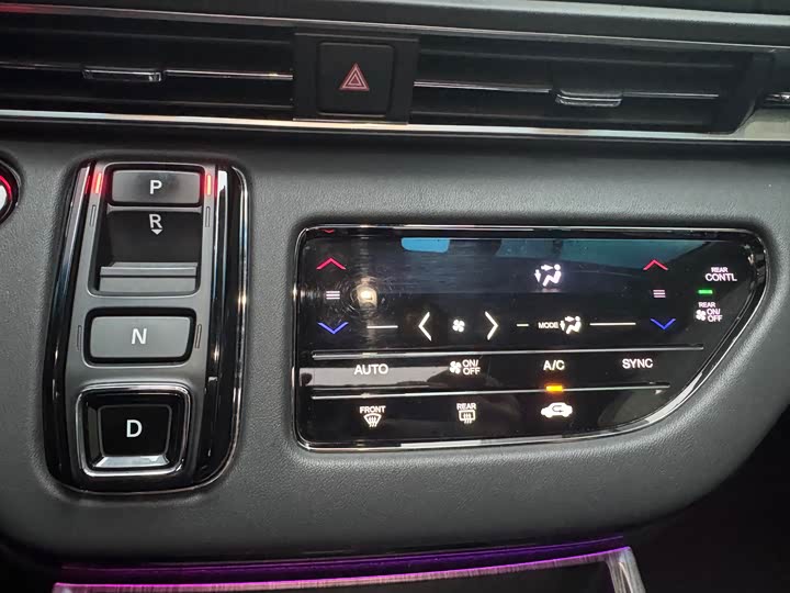 Фото 17 - Honda Elysion