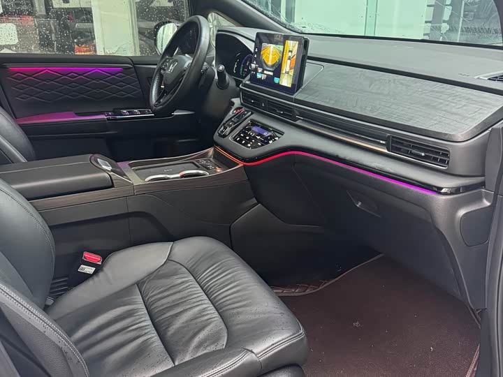 Фото 7 - Honda Elysion