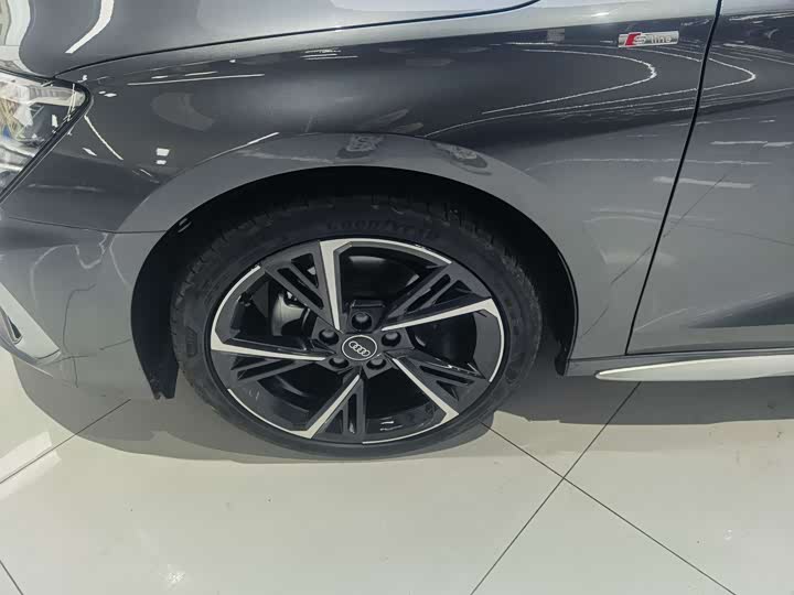 Фото 13 - Audi A3