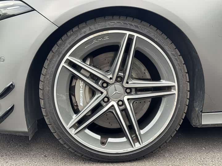 Фото 13 - Mercedes-Benz A-Class AMG