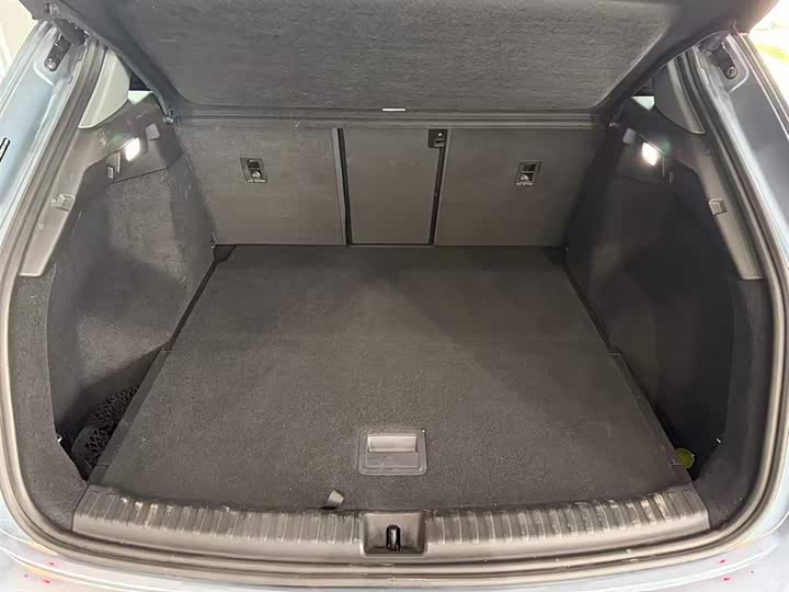 Фото 25 - Audi Q4 e-tron