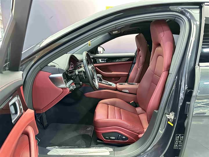 Фото 5 - Porsche Panamera