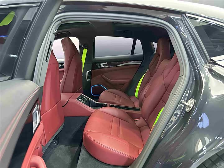 Фото 6 - Porsche Panamera