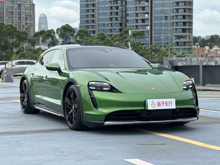 Фото 3 - Porsche Taycan