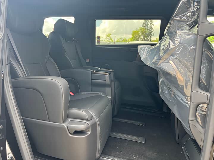 Фото 7 - Toyota Alphard