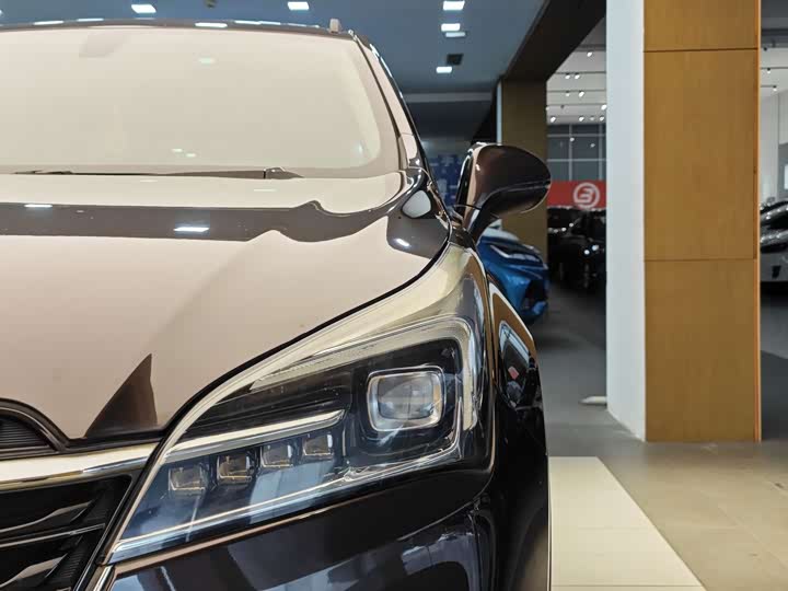 Фото 2 - Buick Envision Plus