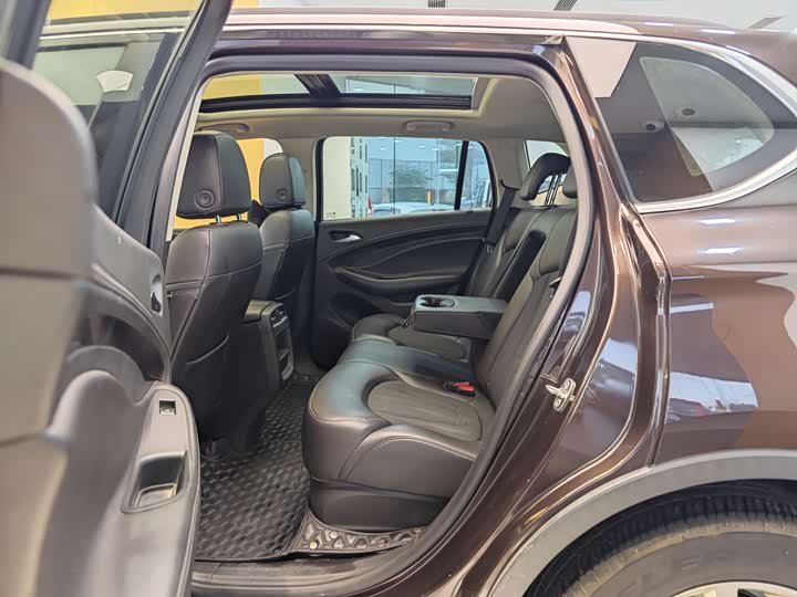 Фото 20 - Buick Envision Plus