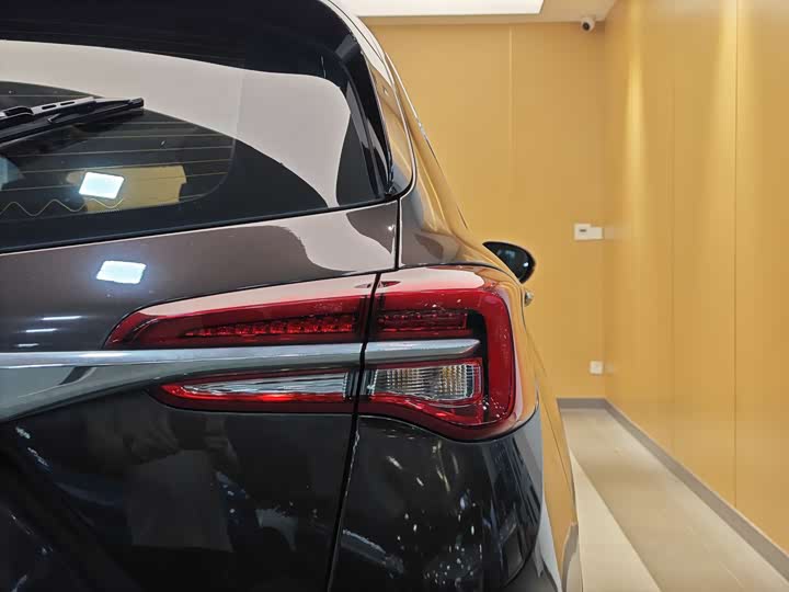 Фото 24 - Buick Envision Plus