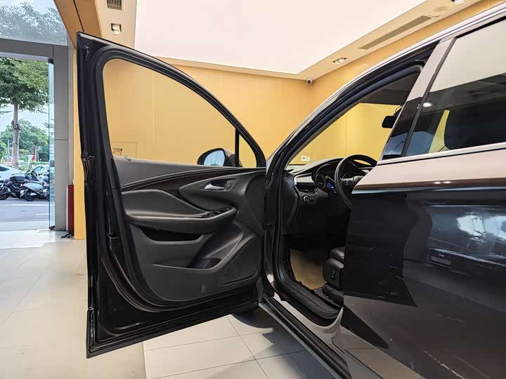 Фото 7 - Buick Envision Plus