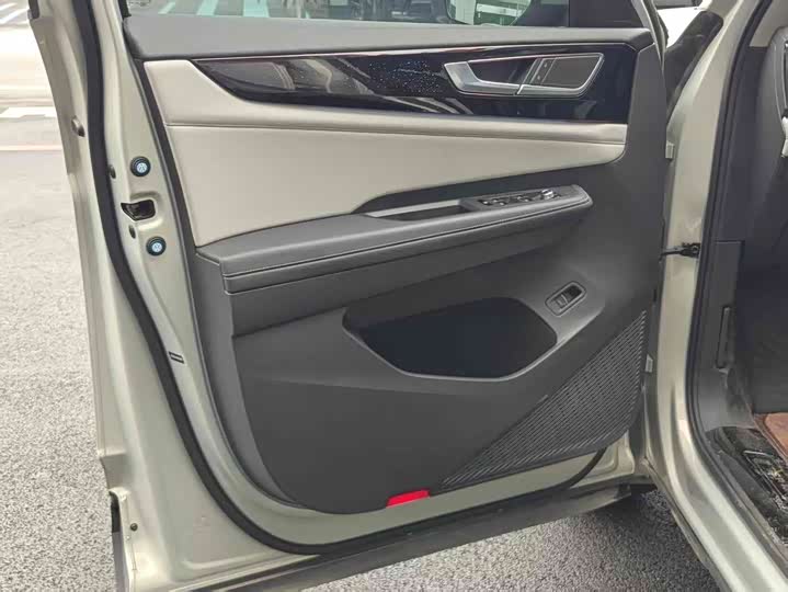 Фото 12 - Volkswagen Teramont Pro