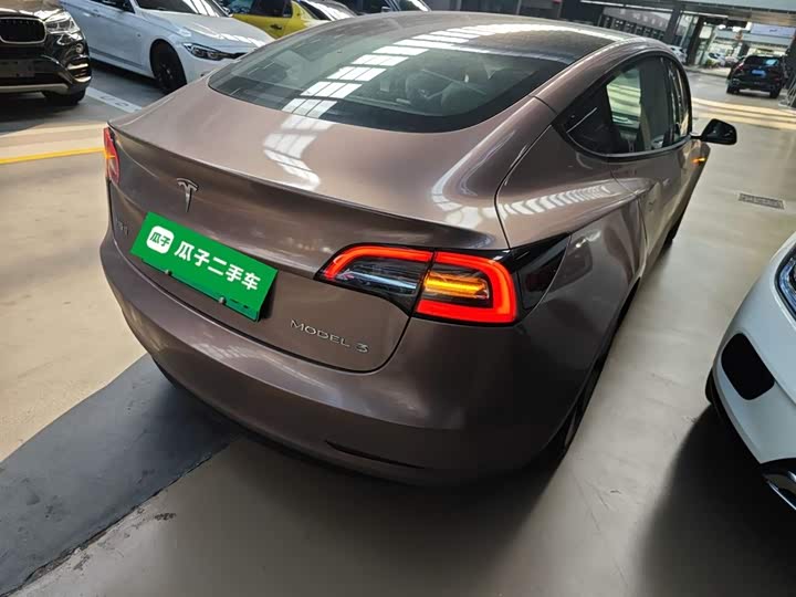 Фото 7 - Tesla Model 3