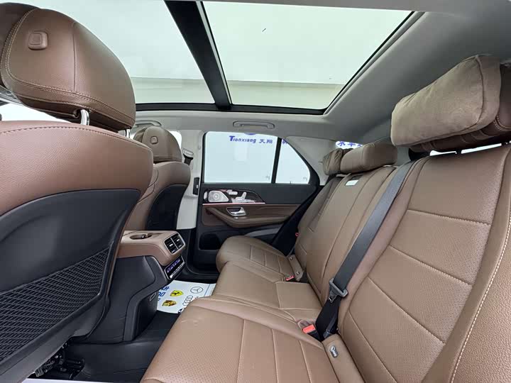 Фото 10 - Mercedes-Benz GLE-Class