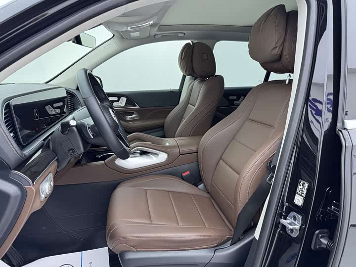 Фото 13 - Mercedes-Benz GLE-Class