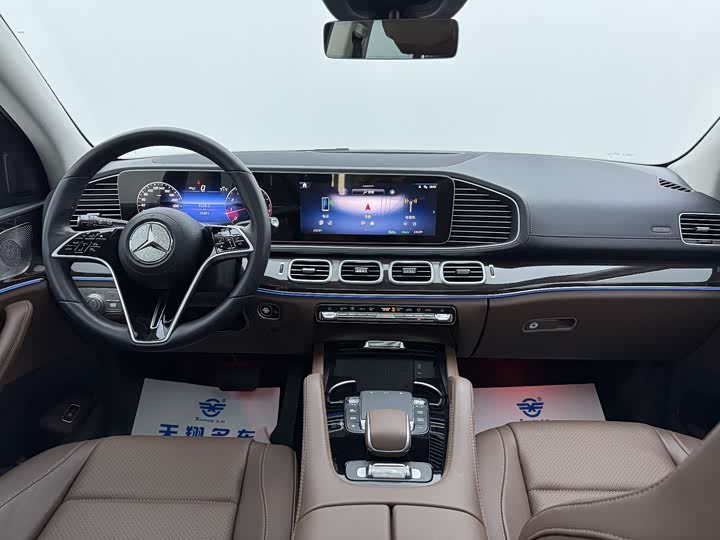 Фото 8 - Mercedes-Benz GLE-Class