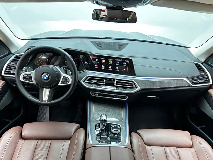 Фото 18 - BMW X5