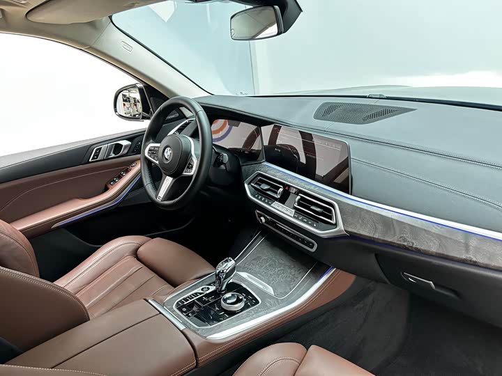 Фото 20 - BMW X5