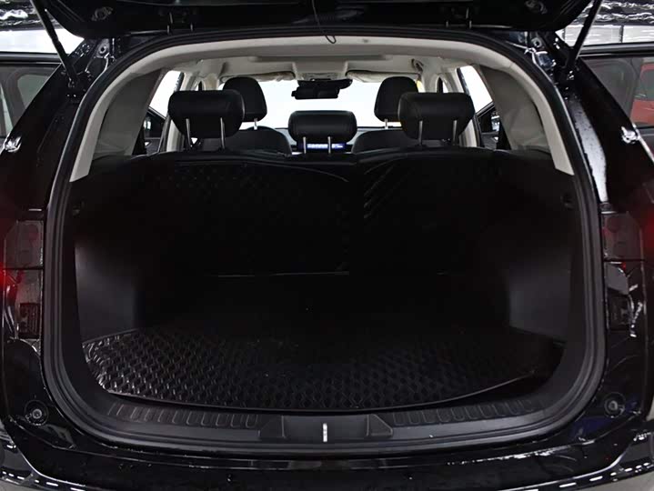 Фото 13 - Haval H6