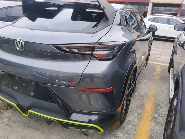 Фото 8 - Changan UNI-T