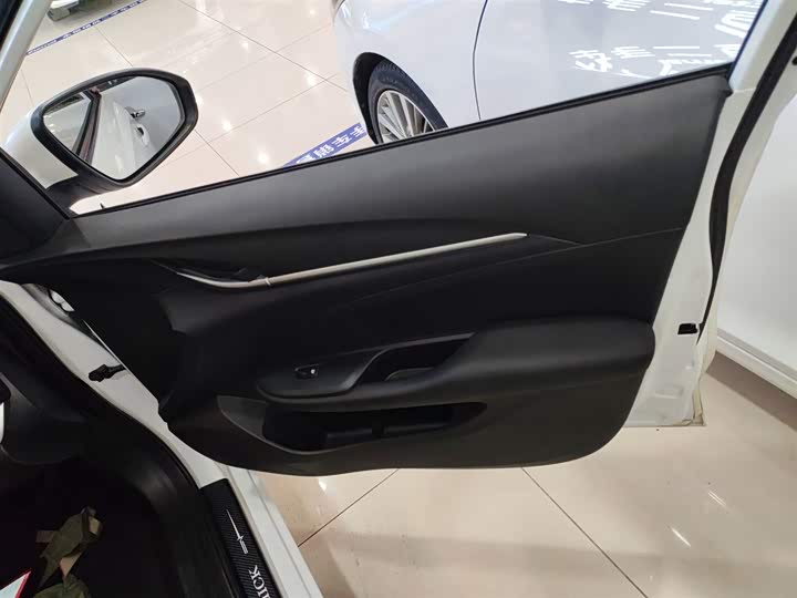 Фото 15 - Buick Excelle GT