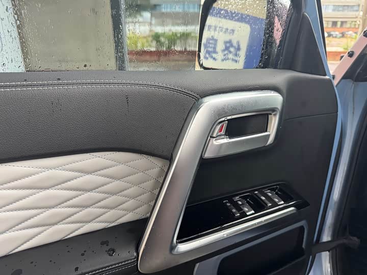 Фото 12 - BAIC Beijing BJ40