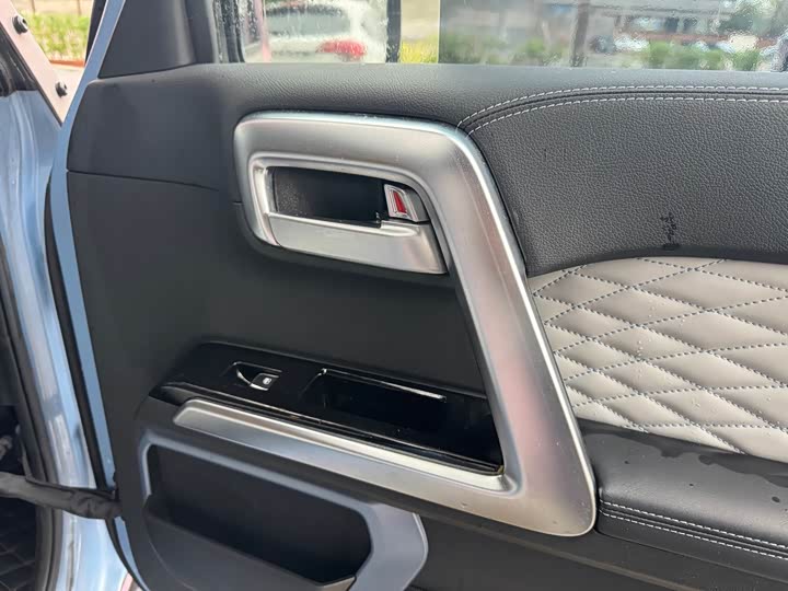 Фото 22 - BAIC Beijing BJ40