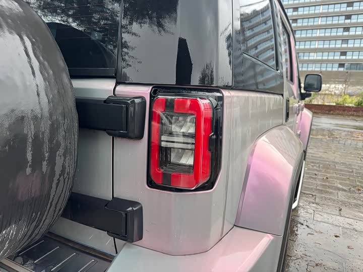 Фото 28 - BAIC Beijing BJ40