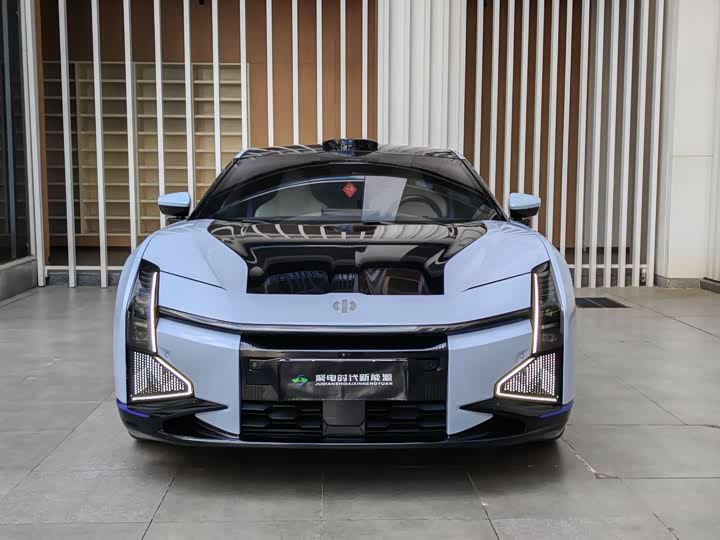 Фото 2 - HiPhi Z