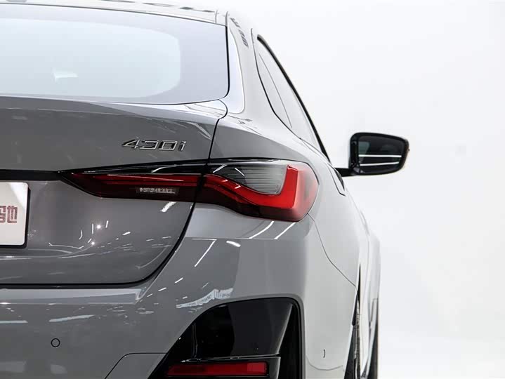 Фото 10 - BMW 4 Series