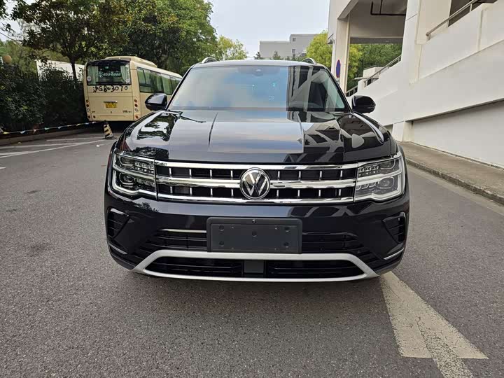 Фото 2 - Volkswagen Teramont Pro