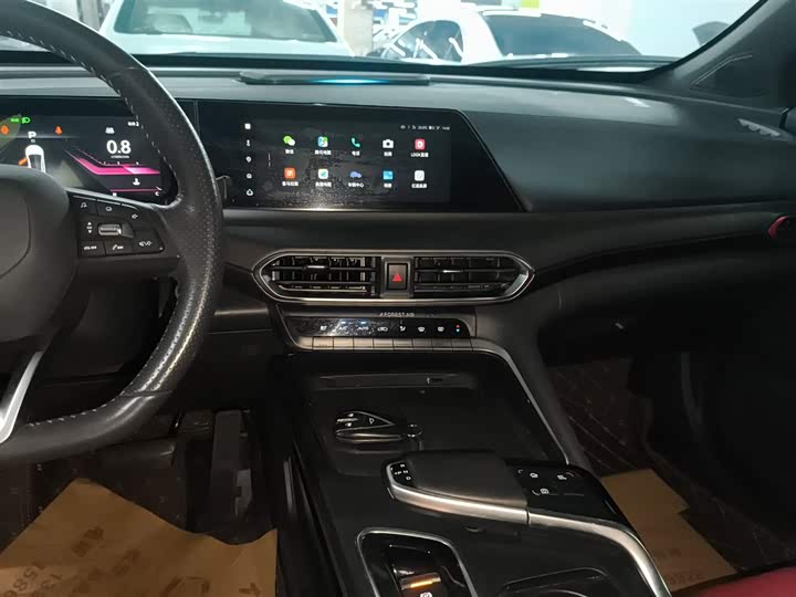 Фото 13 - Changan UNI-T