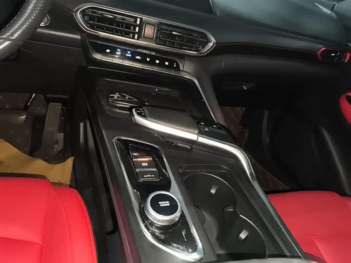 Фото 14 - Changan UNI-T