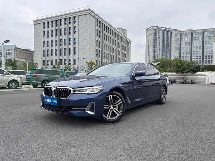 Фото 21 - BMW 5 Series
