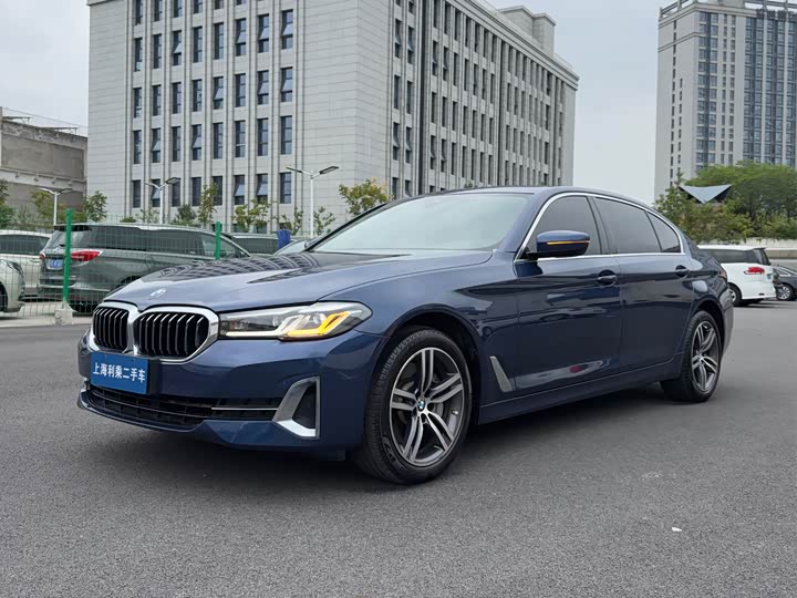 Фото 40 - BMW 5 Series